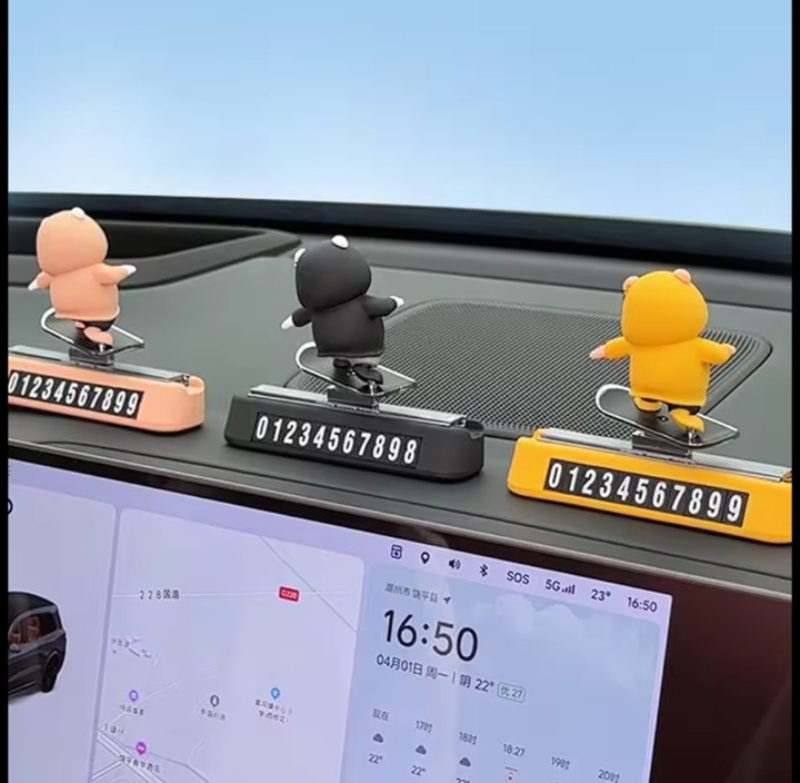 ZOUIVU X BEAR Car Dashboard Ornament C0665